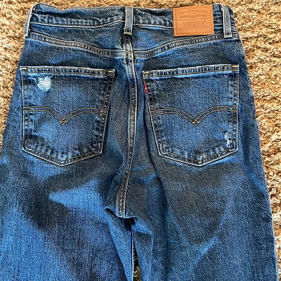 Levi’s 70s High Flare in Take It Out - Picture 4 of 8